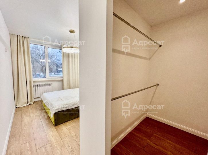 3-комн квартира ул. Краснознаменская,  д.8