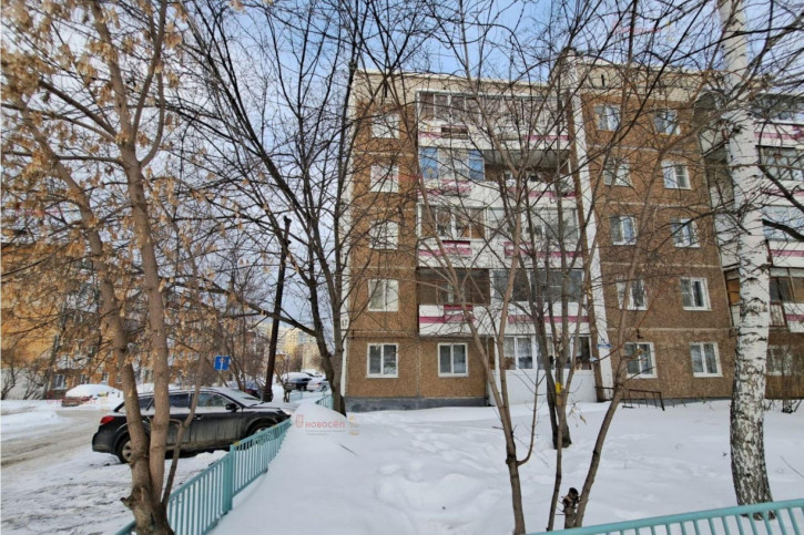 4-комн квартира Ленина 17