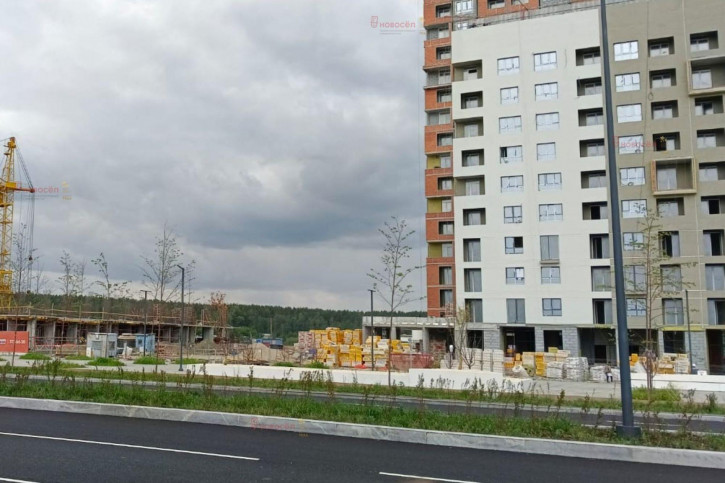 2-комн квартира Новосинарский бульвар 6.1