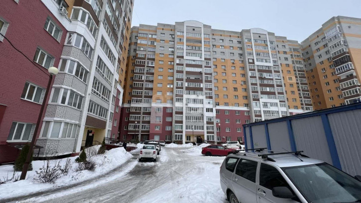 1-комн квартира улица Горбатова