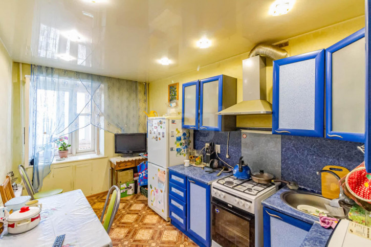 3-комн квартира Паровозный переулок, 32