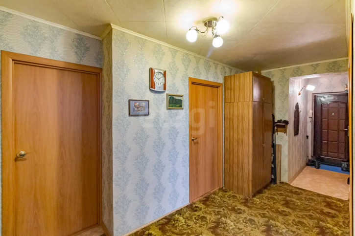 3-комн квартира Паровозный переулок, 32
