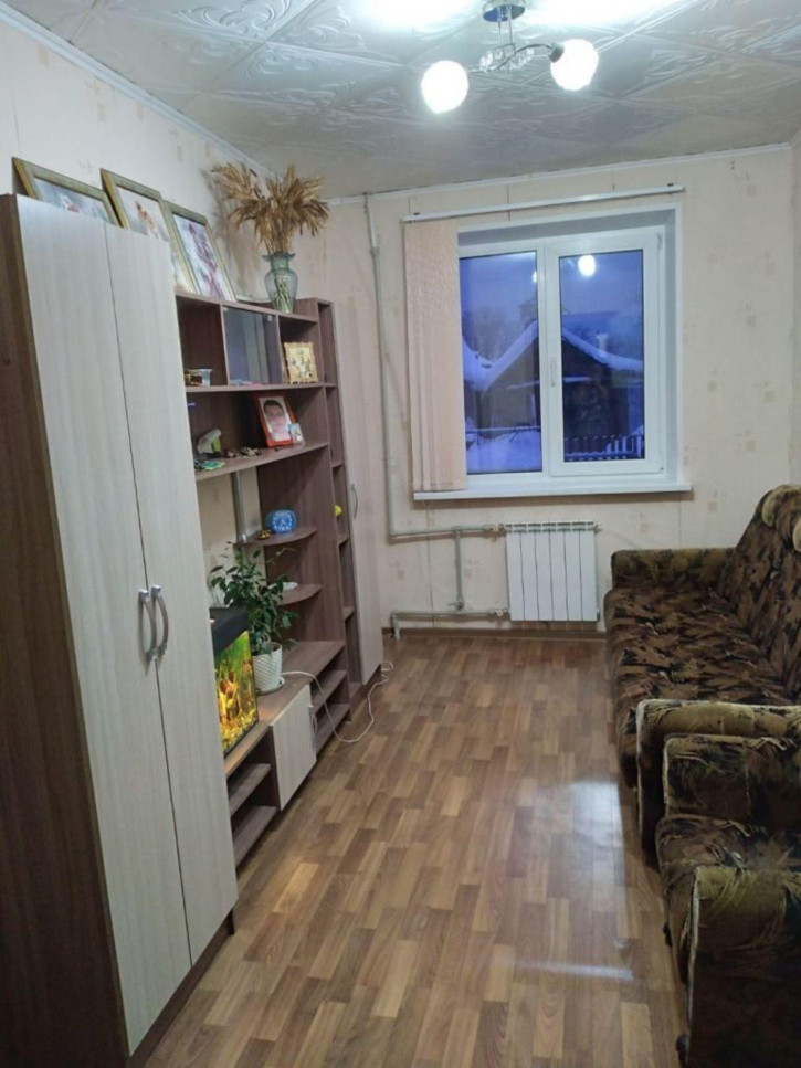 3-комн квартира Школьная, 24
