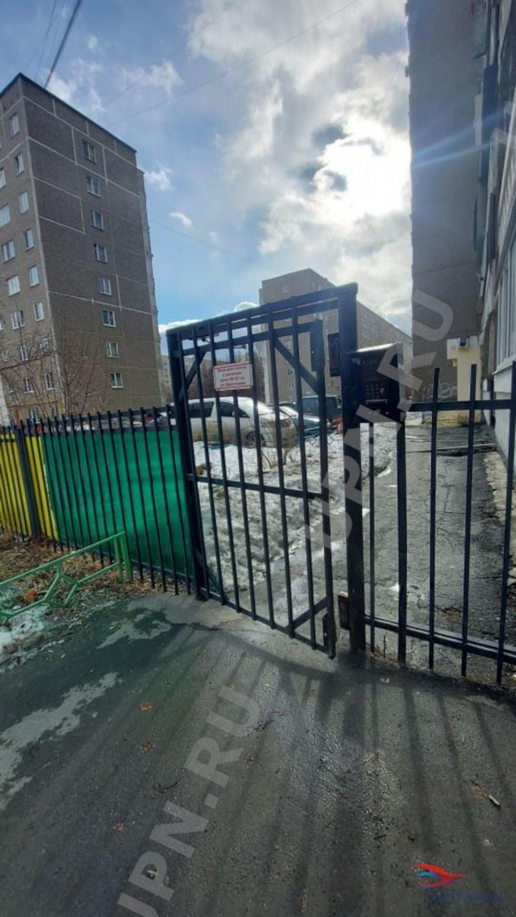 2-комн квартира восстания, 97