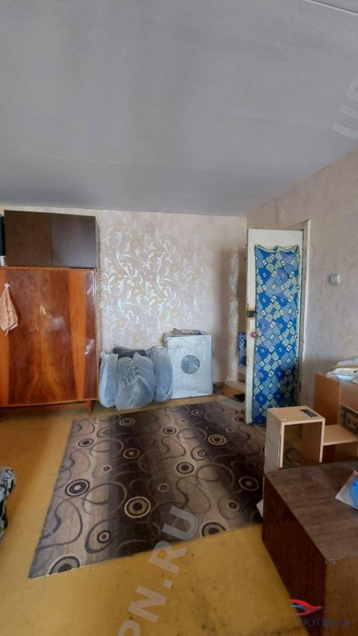 2-комн квартира восстания, 97
