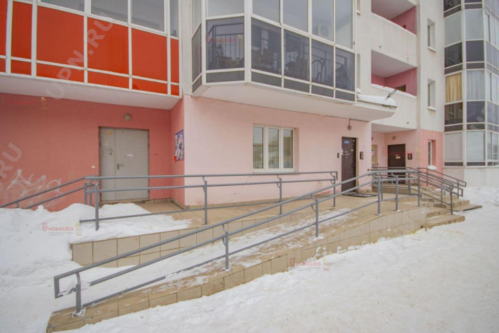 3-комн квартира софьи перовской, 117/а