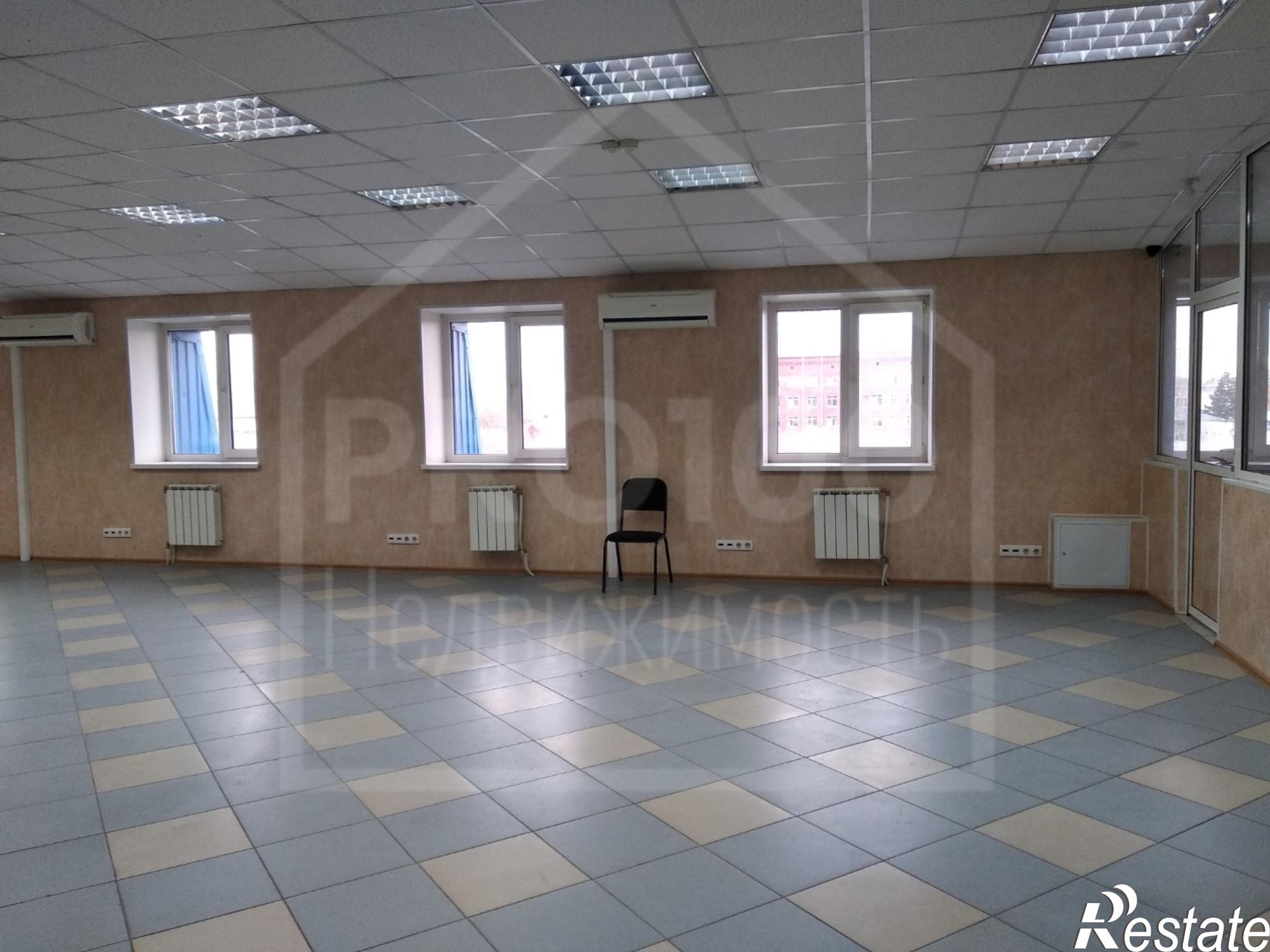 Сдать офис, помещение под офис за 100 000 рублей на р-н. Центральный,10 лет Октября улица,166/1