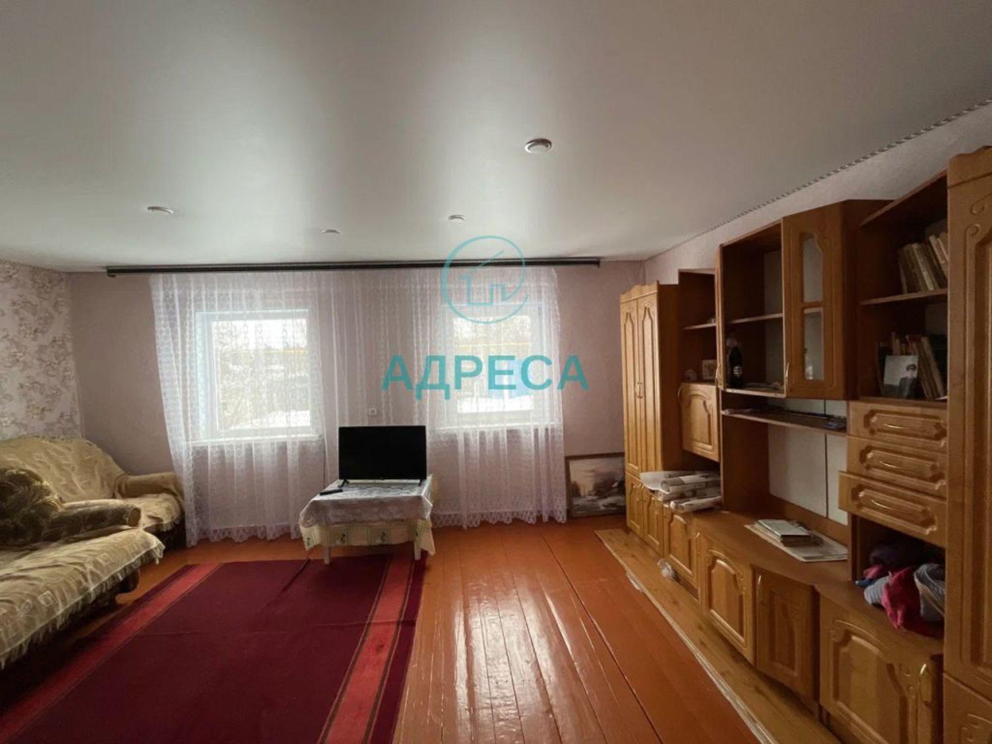 Купить дачу, дом, коттедж за 2 400 000 рублей на Гайдара ул, 6
