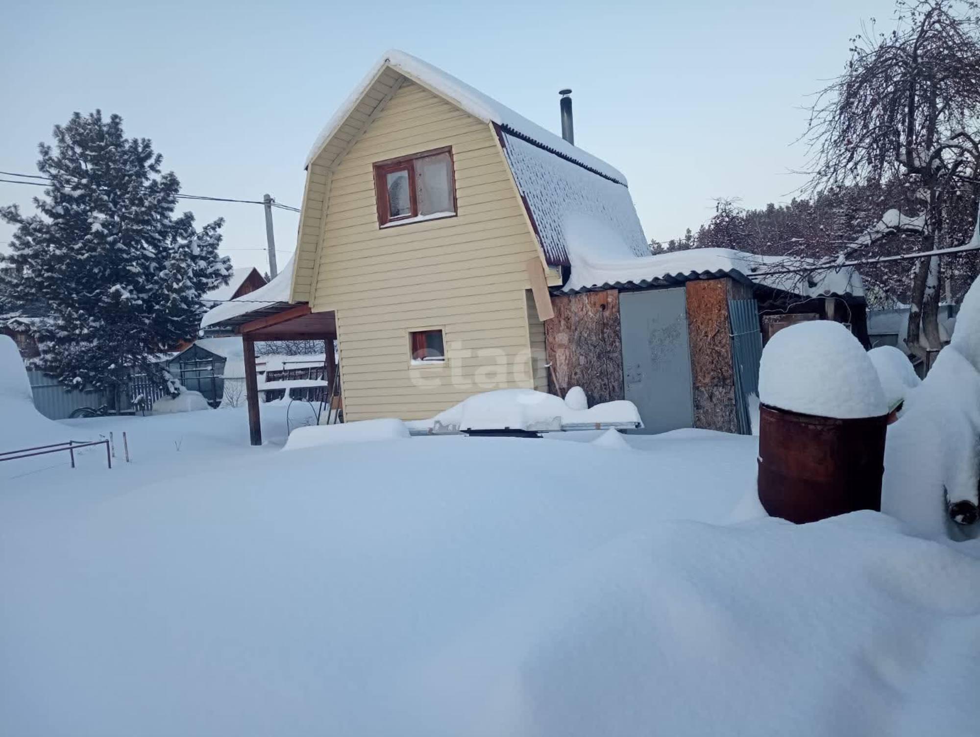 Купить дачу, дом, коттедж за 4 800 000 рублей на Мичурина,