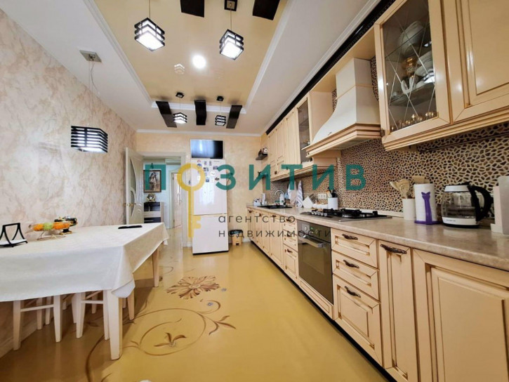 2-комн квартира Нежнова ул, 21к2