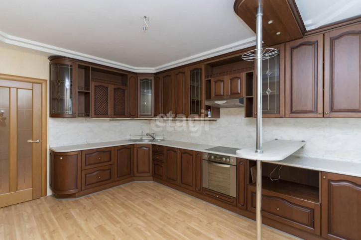 3-комн квартира Широтная, 129/3