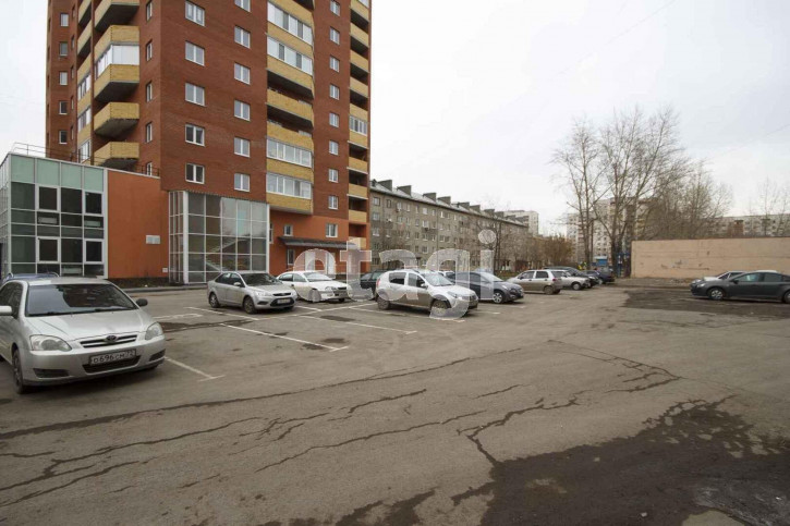 Комната Олимпийская, 30