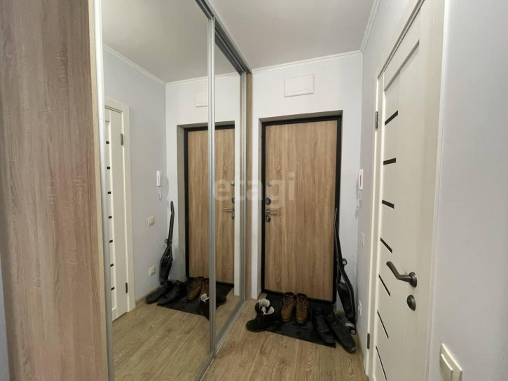 1-комн квартира Стройотрядовская, 8