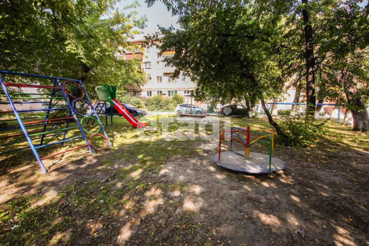 Комната Котовского, 61