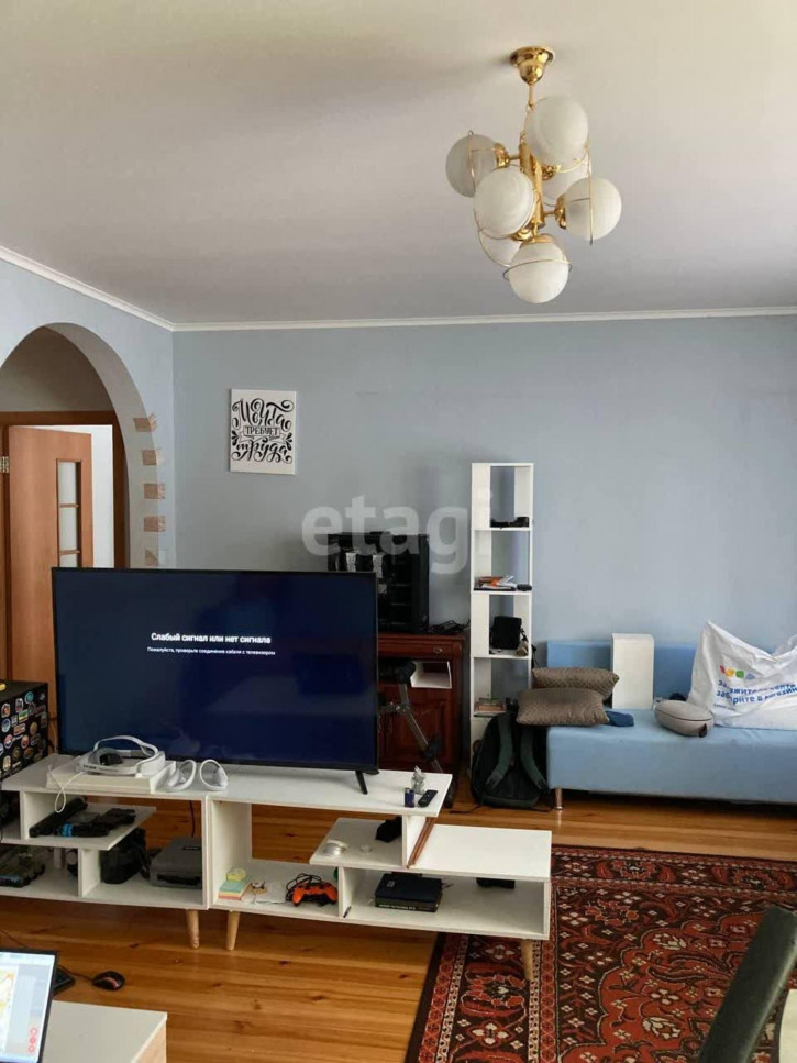 4-комн квартира Семакова, 21