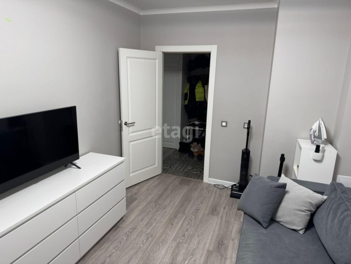 3-комн квартира Тимофея Чаркова, 81