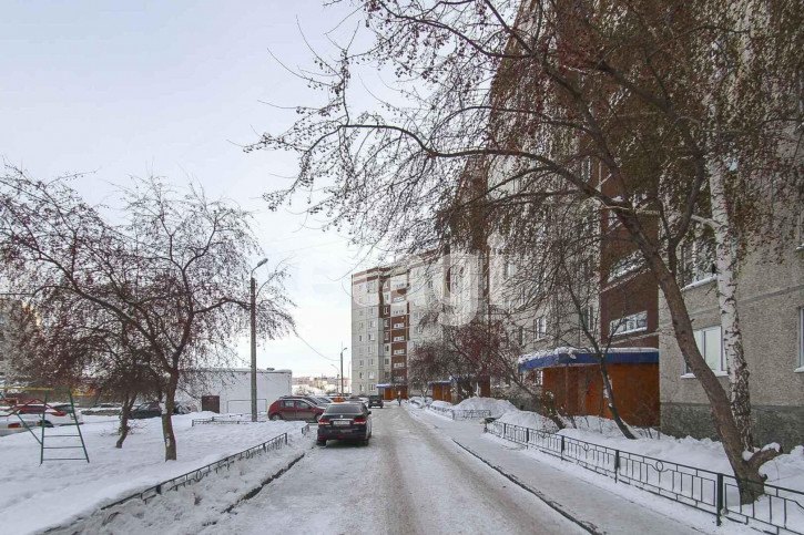 3-комн квартира Самарцева, 20