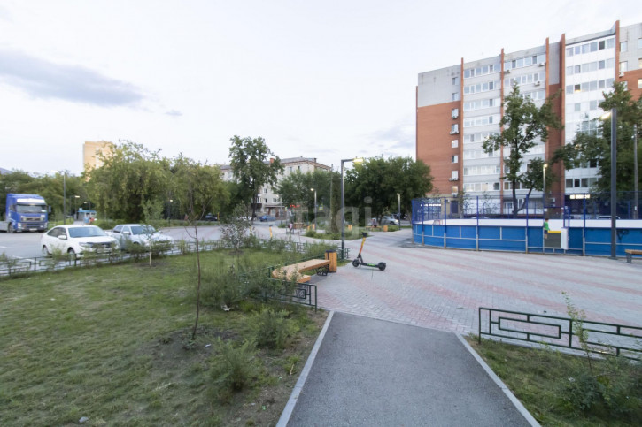 Студия Щорса, 1а