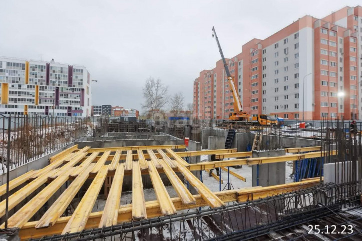 2-комн квартира в новом доме Голышева, 8А