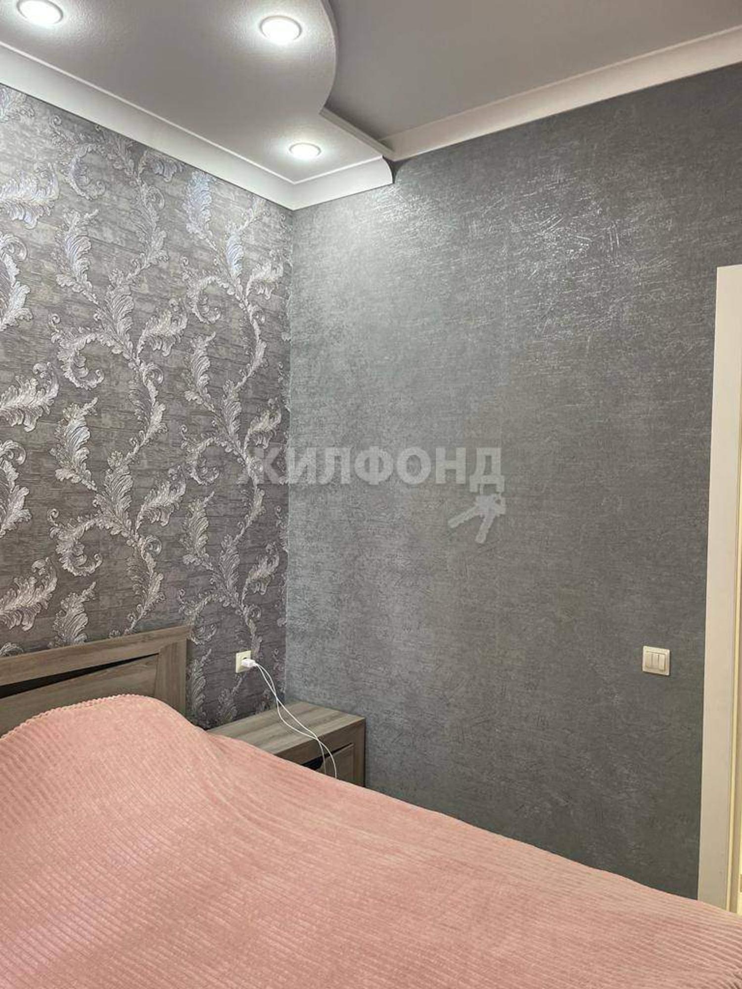 Купить квартиру за 12 360 000 рублей на Суворова улица, д.27
