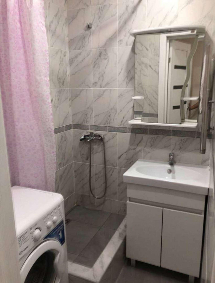 2-комн квартира Карбышева улица, 63а