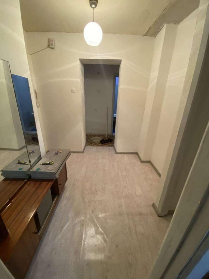 2-комн квартира Днепровская улица, 5
