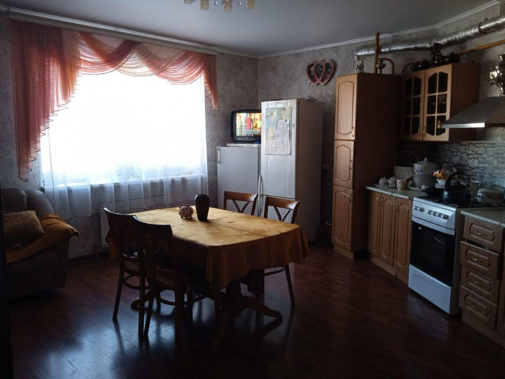 3-комн квартира Чапаева ул, 32