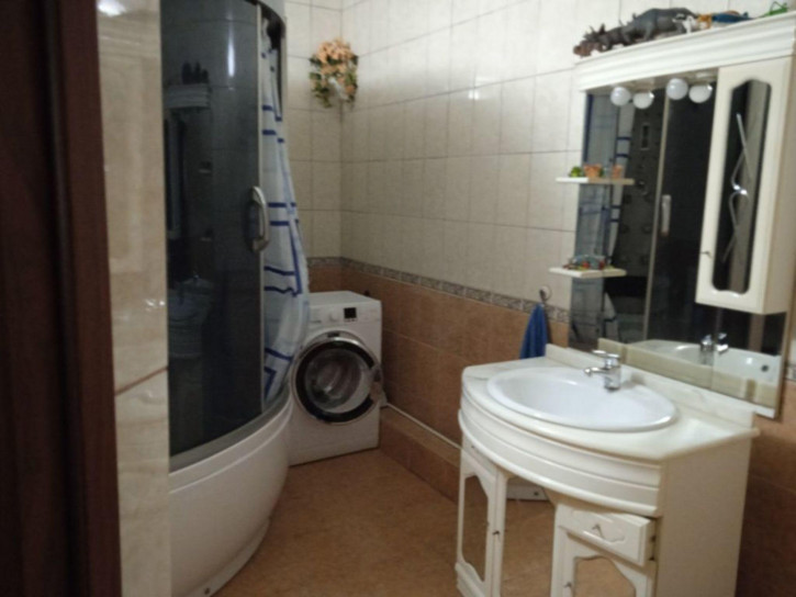 3-комн квартира Чапаева ул, 32