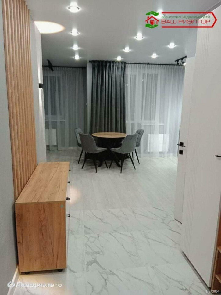1-комн квартира Героев Отечества пр-кт, 8