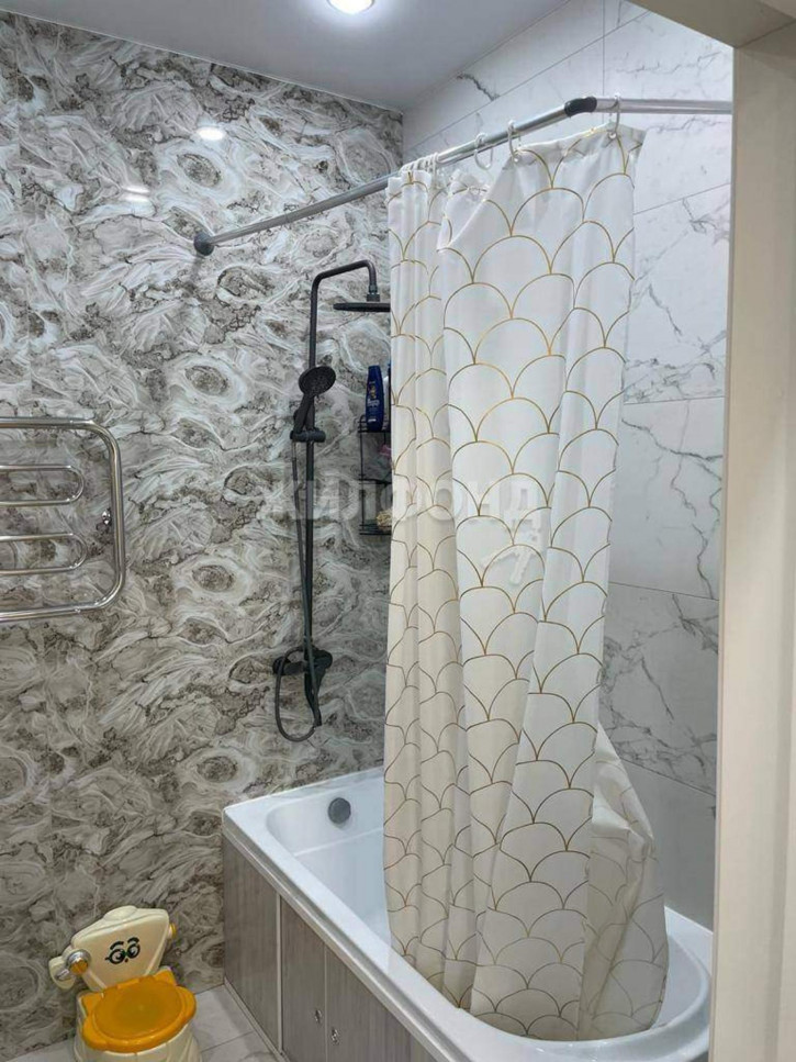 2-комн квартира Суворова улица, д.27