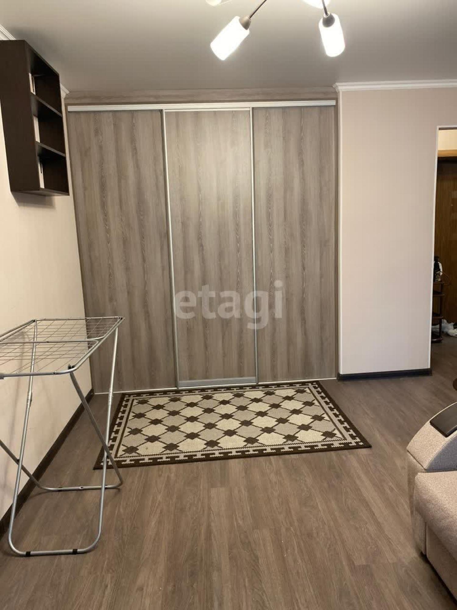 Сдать квартиру за 25 000 рублей на Карская, 13