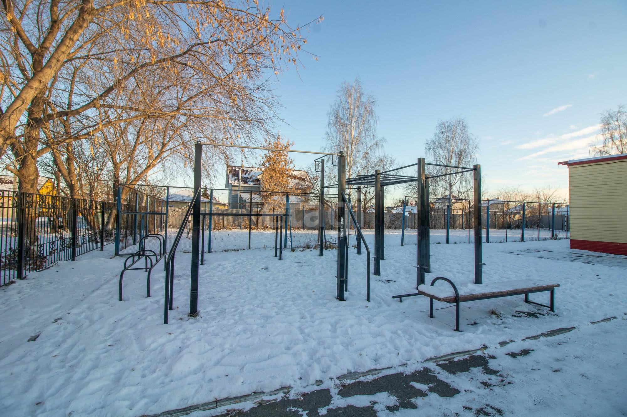Купить дачу, дом, коттедж за 13 000 000 рублей на Падерина