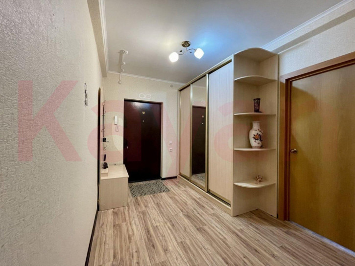 2-комн квартира Маршала Жукова ул.