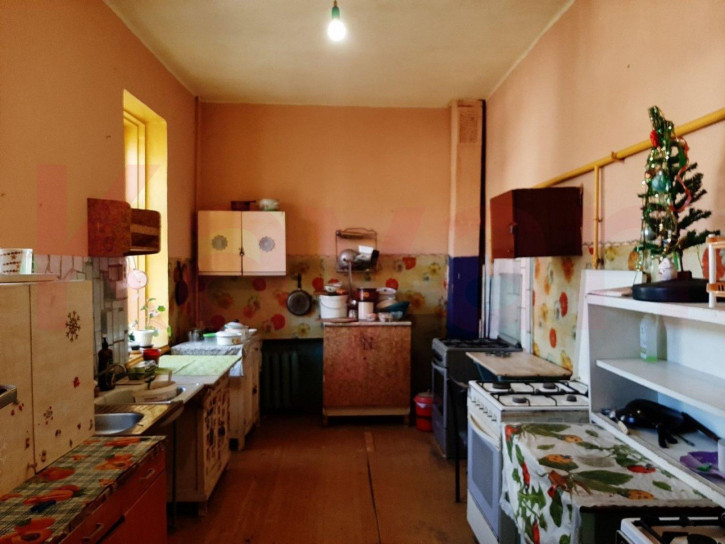 Комната Индустриальная ул.