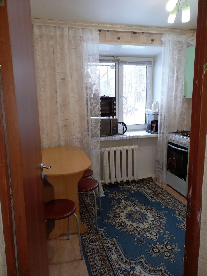 1-комн квартира Космонавта Комарова ул, 14А