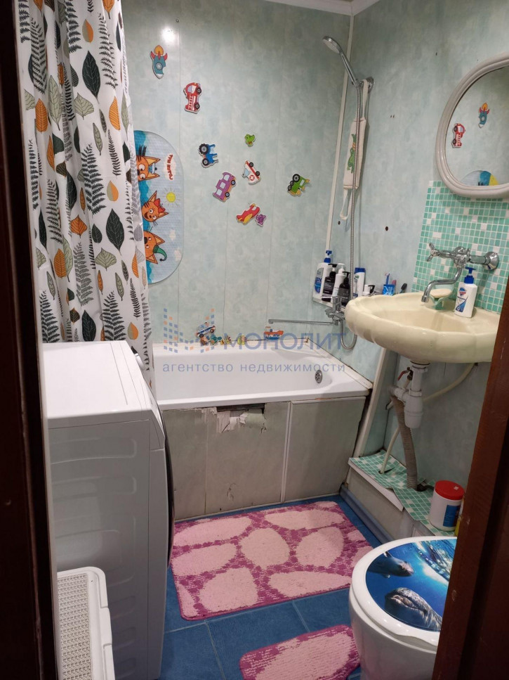 1-комн квартира Космонавта Комарова ул, 14А