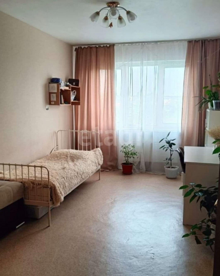 3-комн квартира Театральная, 2 к 1