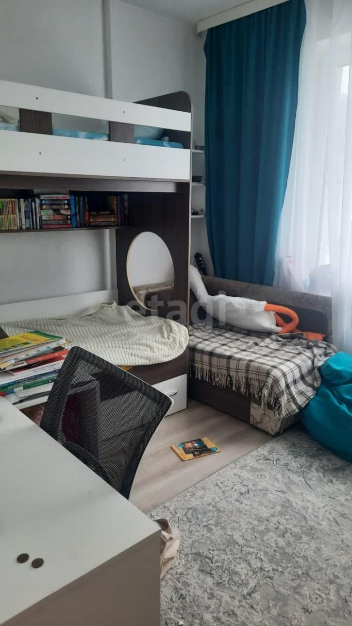 2-комн квартира Счастливая, 8