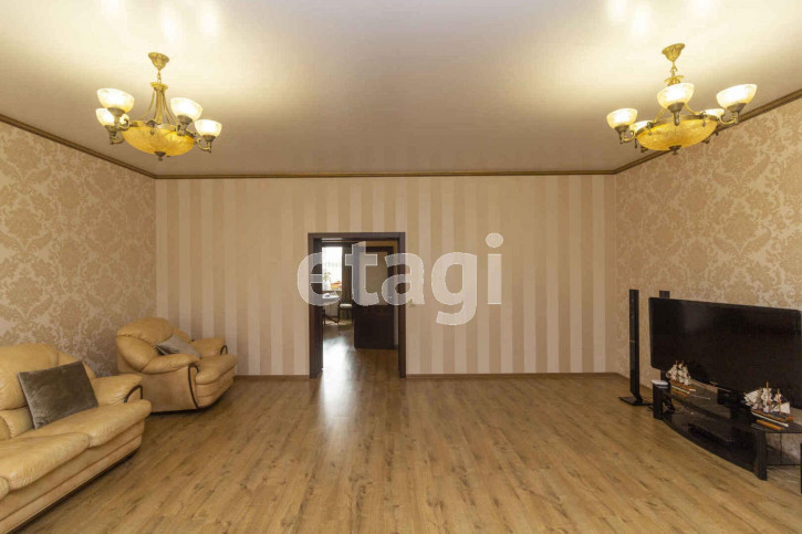 3-комн квартира Академический пр., 9
