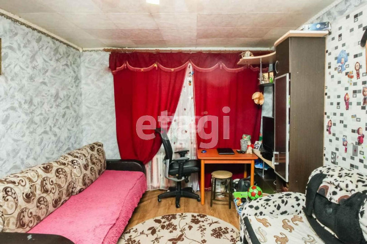 Комната Сургутская, 2