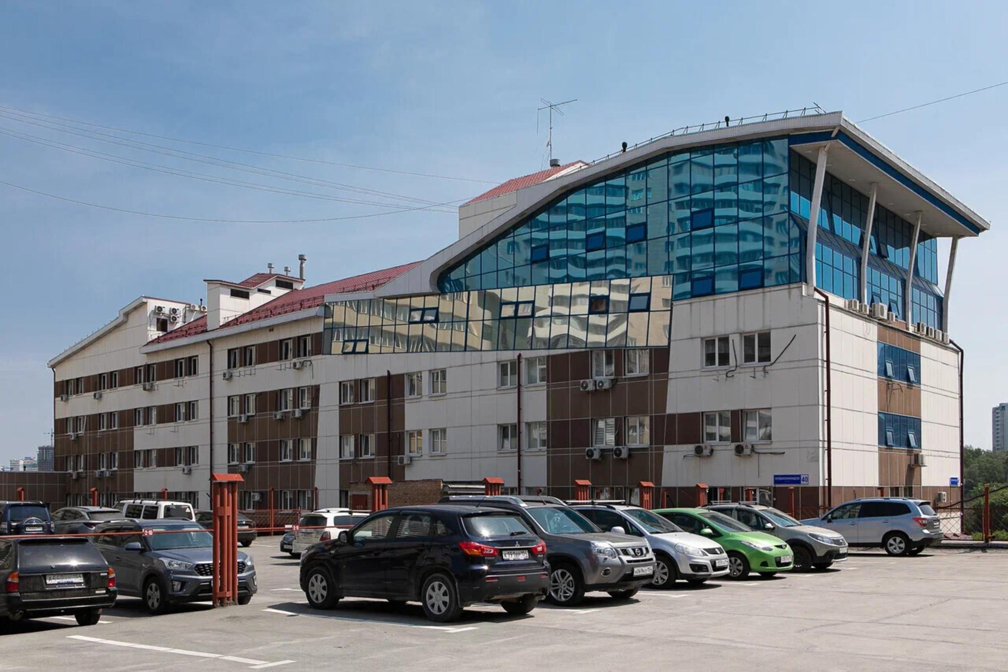 Купить офис, помещение под офис за 18 900 000 рублей на ул Орджоникидзе, 40