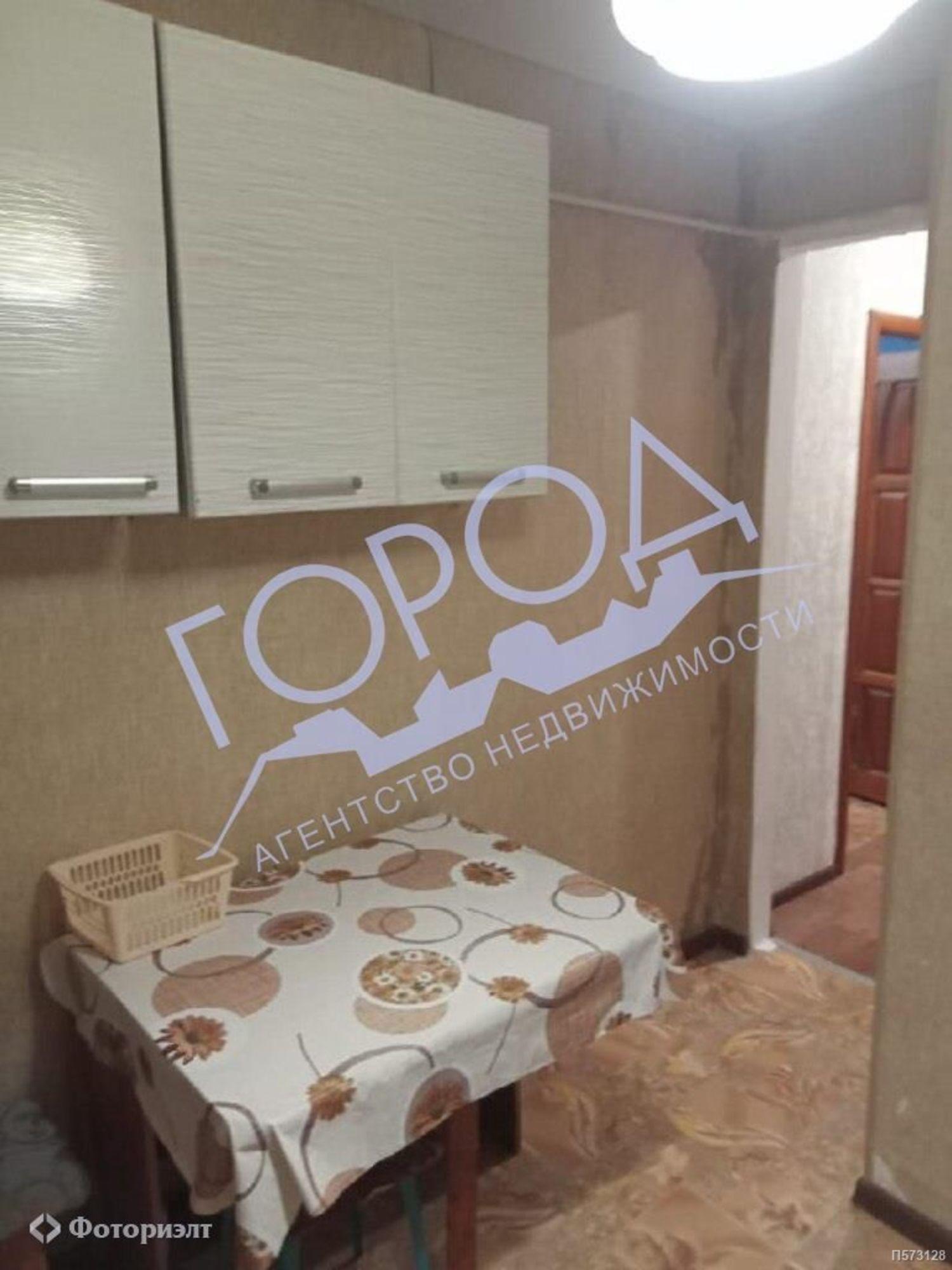 Купить квартиру за 2 500 000 рублей на Набережная 50 лет ВЛКСМ ул, 4