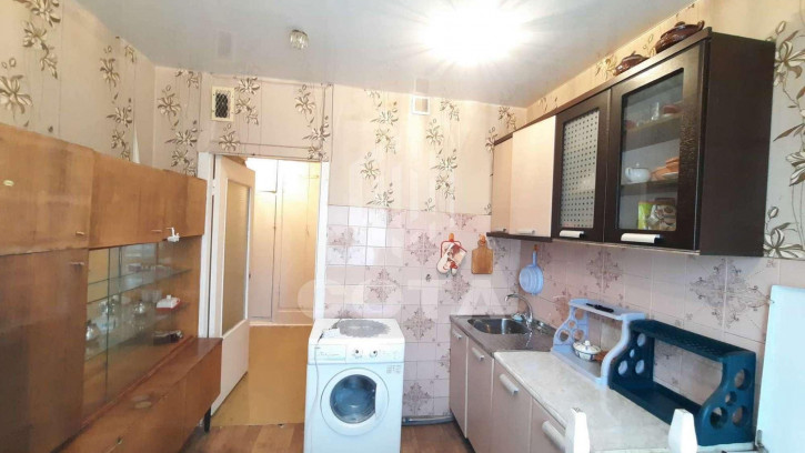 2-комн квартира Победы б-р, 9