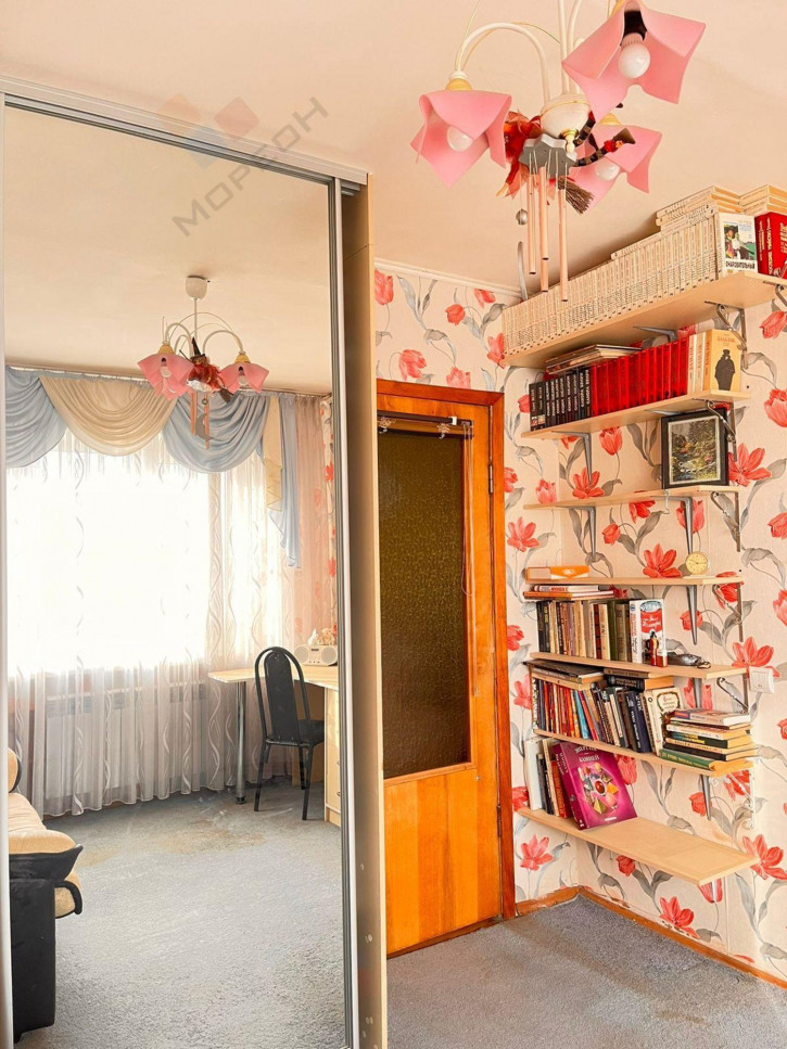 4-комн квартира Гаврилова ул, 105