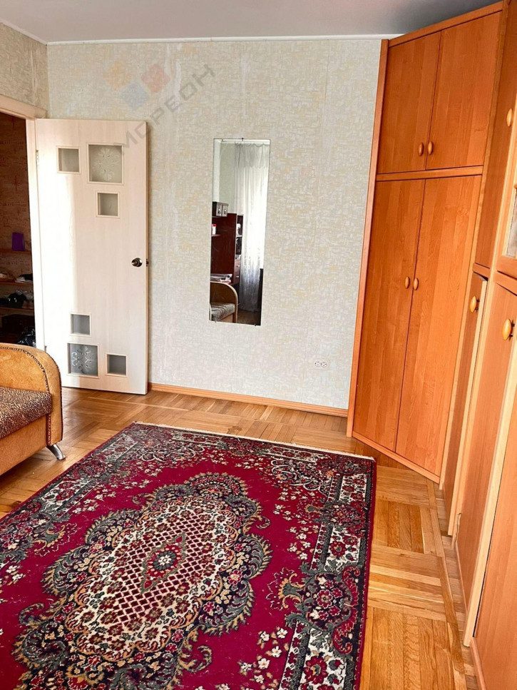 3-комн квартира Кореновская ул, 11