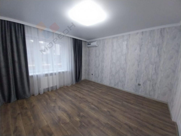 3-комн квартира Героя Георгия Бочарникова ул, 12