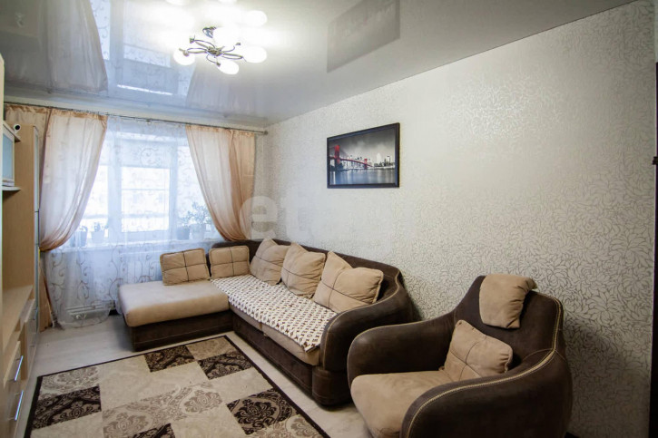 2-комн квартира Венеция мкр., 58
