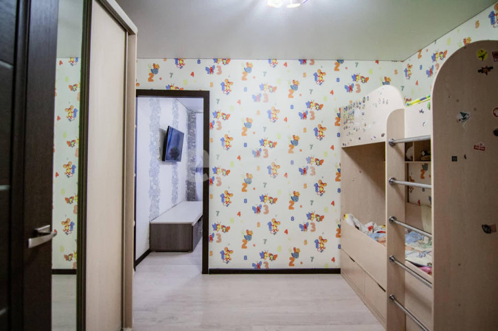 2-комн квартира Венеция мкр., 58