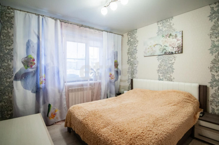 2-комн квартира Венеция мкр., 58