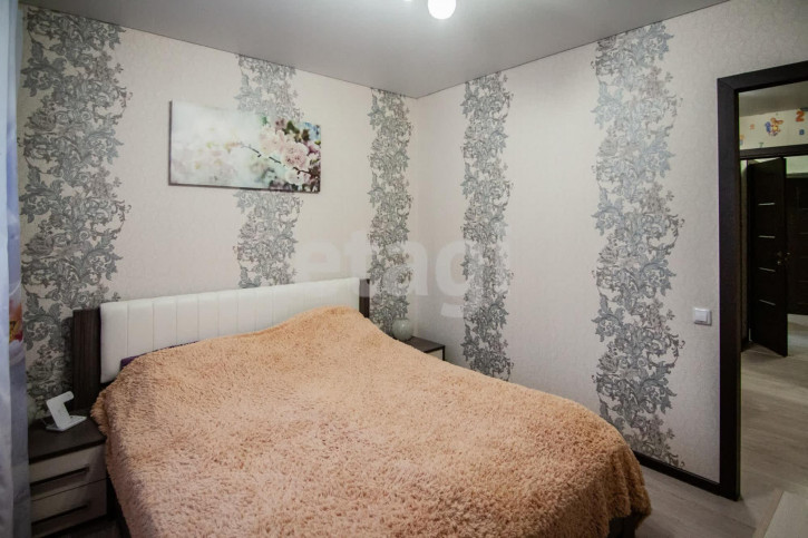 2-комн квартира Венеция мкр., 58